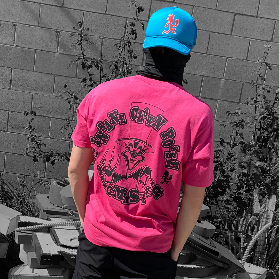 "Ringmaster Round" T-Shirt In Hot Pink - Image 6